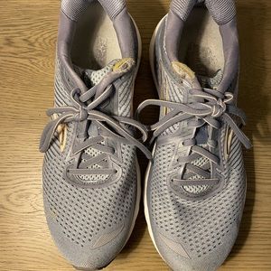 BROOKS RUNNING SNEAKERS 10